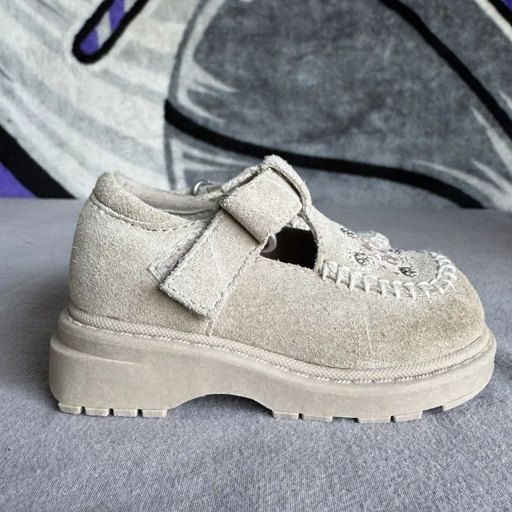 Size 3c - SPROCKETS Lil Kelby Beige Suede Baby Shoes